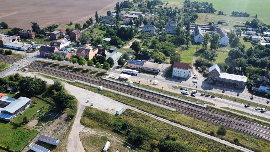 File:Tantow railway station 2024-08-20.jpg