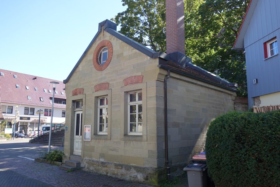File:Backhaus Renningen.jpg
