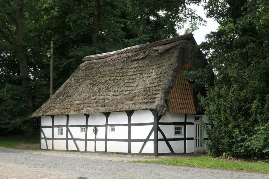 File:Kirchseelte Dorfstr. 23 Scheune.JPG