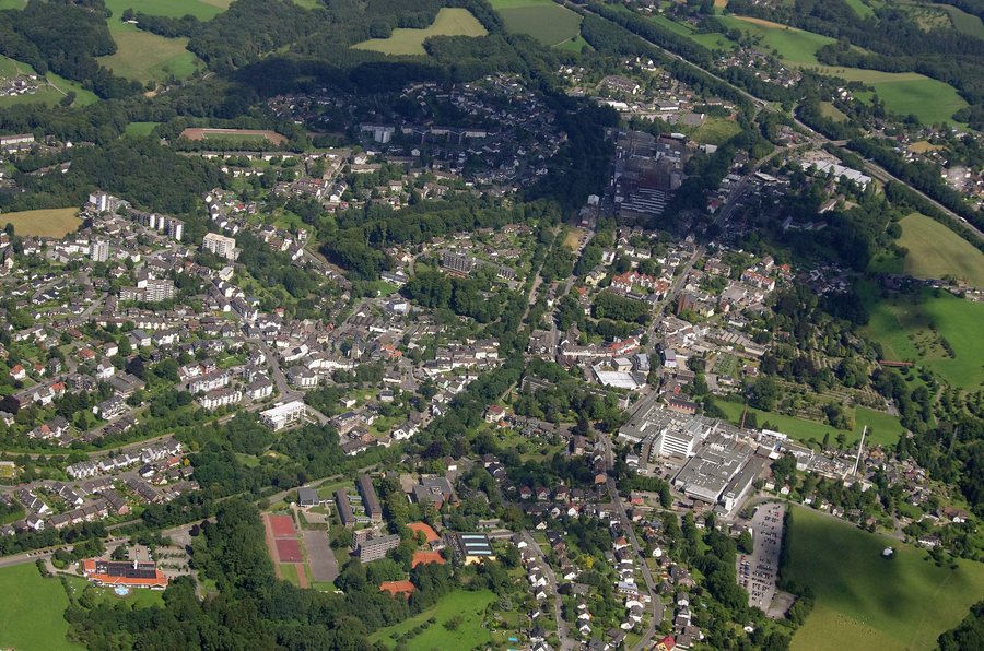 File:Burscheid Luftbild 2012.jpg
