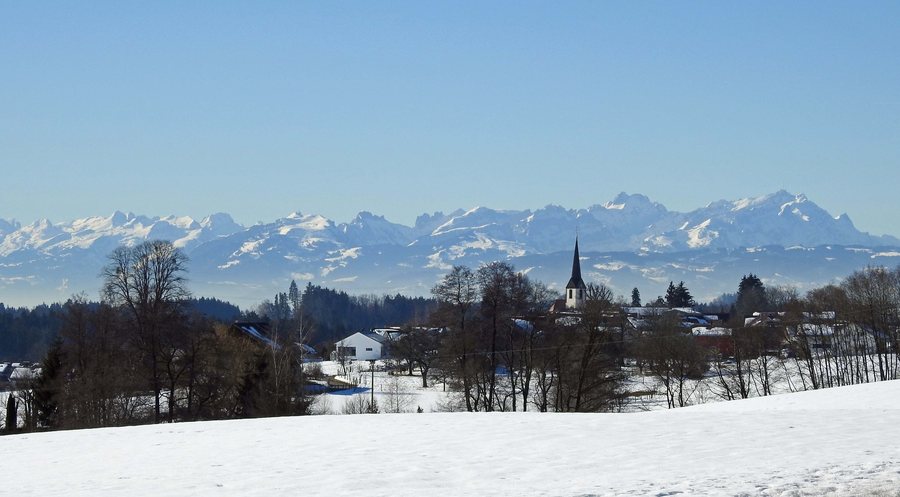 File:Hergensweiler - Stockenweiler westl - Hergensweiler v NO, Ostschweizer Alpen.jpg