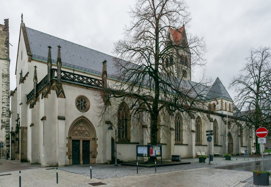File:Liebfrauenkirche in Ravensburg (2).jpg