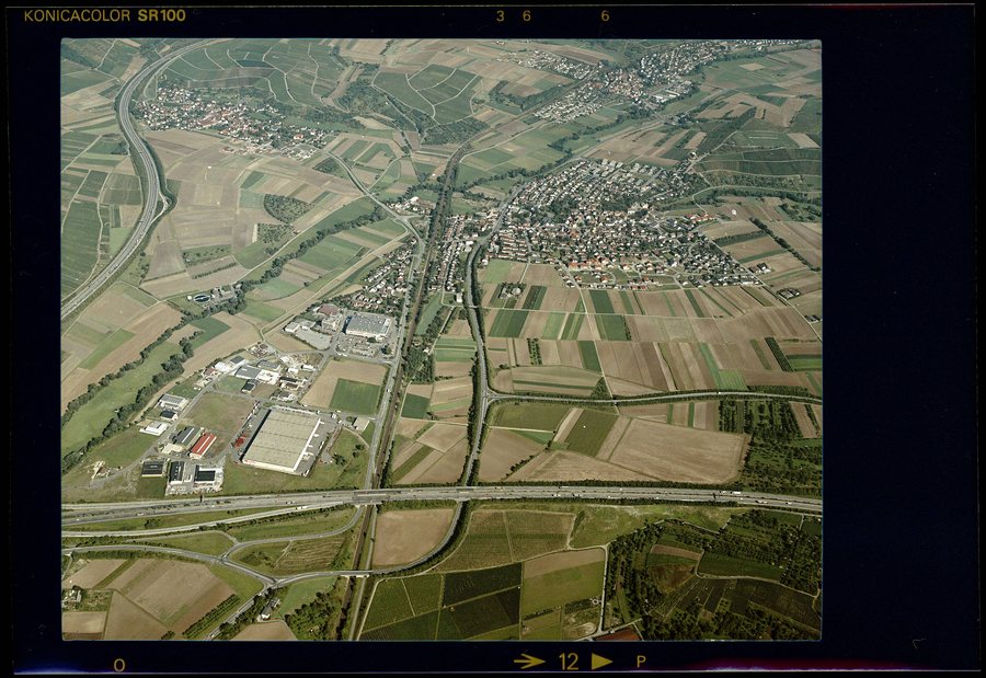 File:Ellhofen, Luftbild - LABW - Staatsarchiv Sigmaringen N 1-96 T 1 Nr. 832.jpg