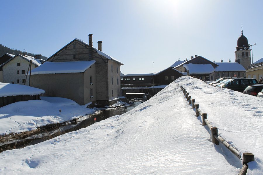 File:Bois-d'Amont - panoramio (1).jpg