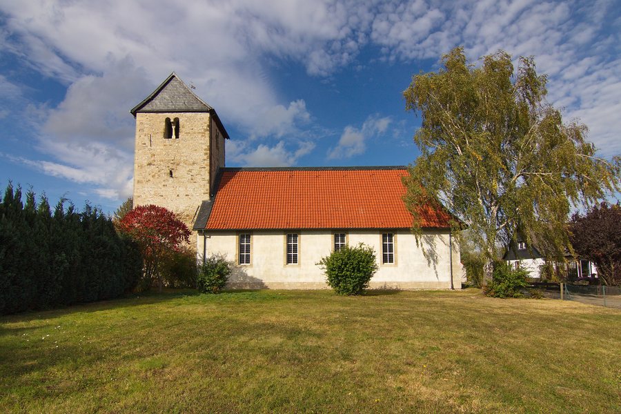 File:St.-Bartholomäus-Kirche in Dorstadt IMG 2671.jpg