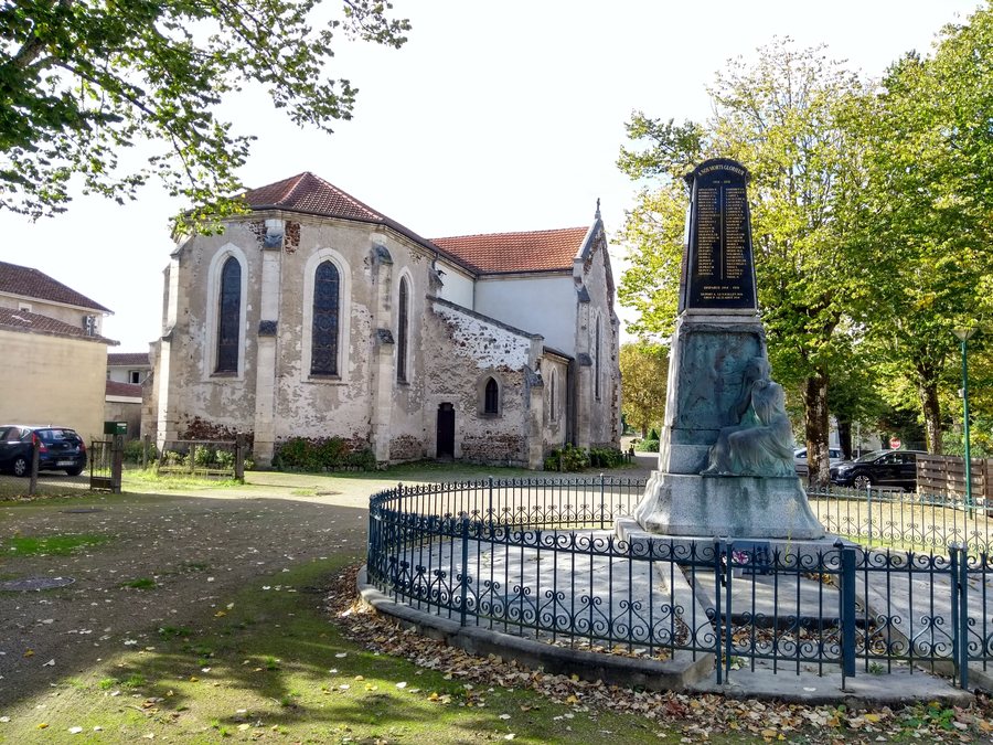 File:Labouheyre 3.jpg