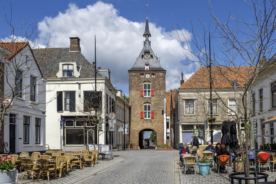 Lekpoort, una porta storica della città a Vianen