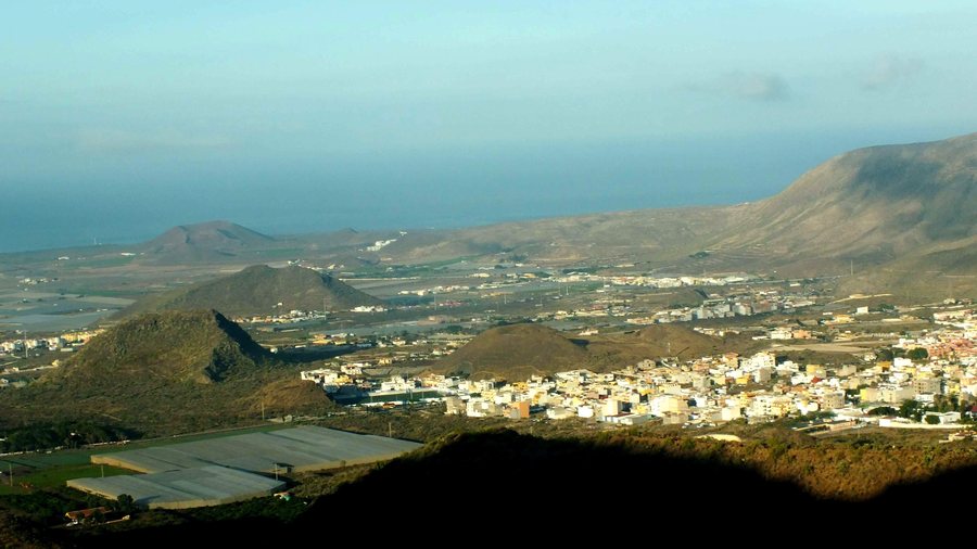 File:Volcanic Cones near Buzanada on Tenerife in Canary Islands.jpg