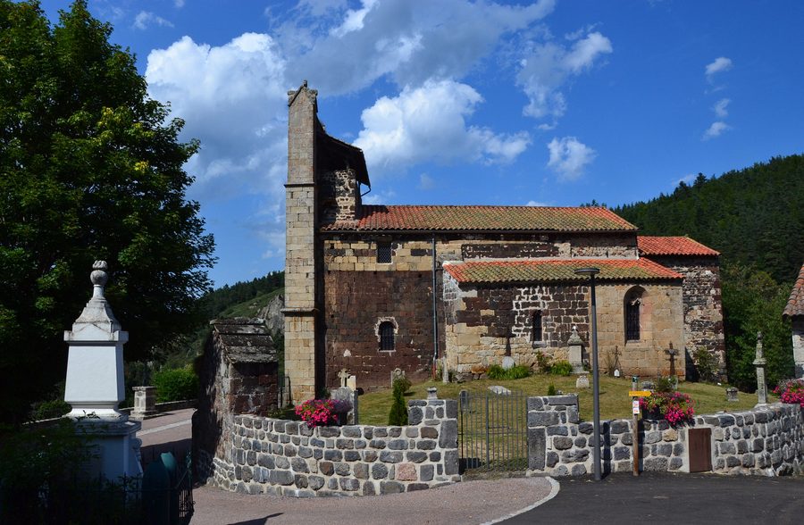 Église Notre-Dame-de-l’Assomption a Saint-Arcons-de-Barges