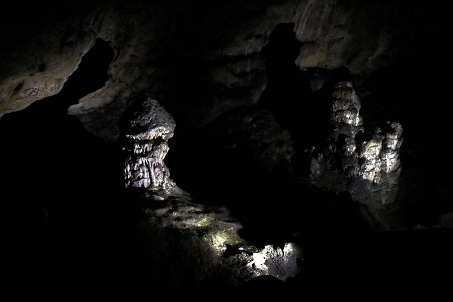 Innenraum der Nebelhöhle in Sonnenbühl