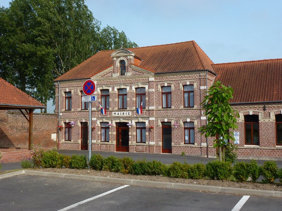 File:Enquin-les-Mines (Pas-de-Calais, Fr) mairie.JPG
