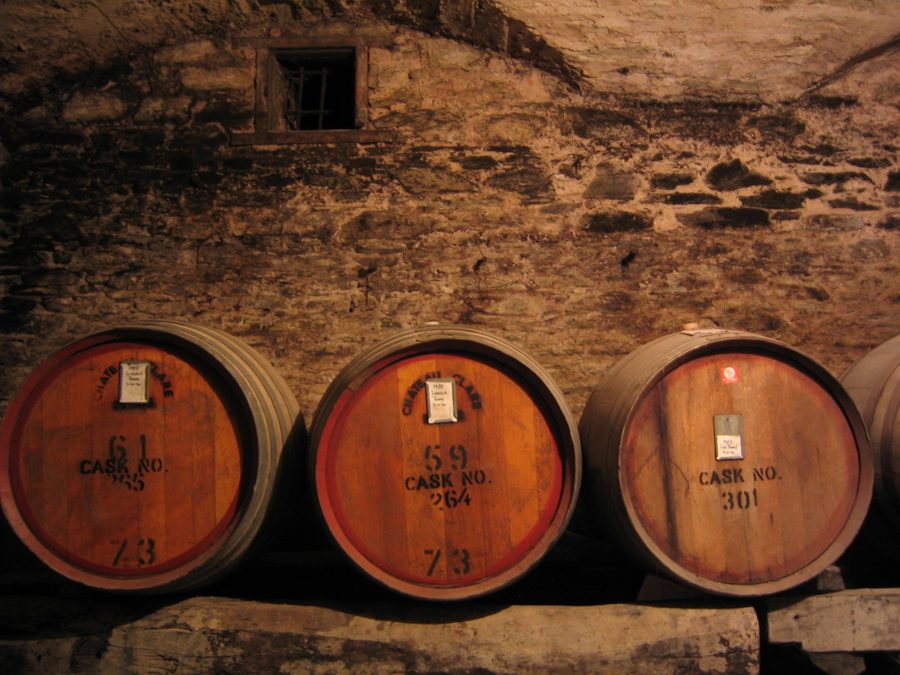 Botti di vino presso Taylors Wine nel Clare Valley vicino ad Auburn, South Australia