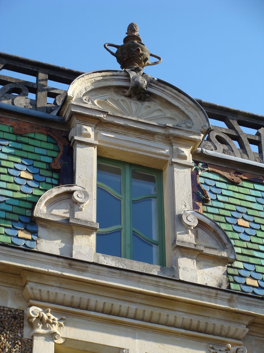 File:Pharmacie Lesage, Douvres-la-Délivrande, Calvados, France. (2).jpg