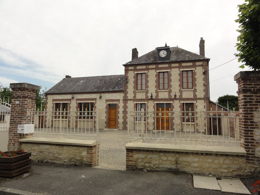 File:Sainte-Preuve (Aisne) mairie.JPG