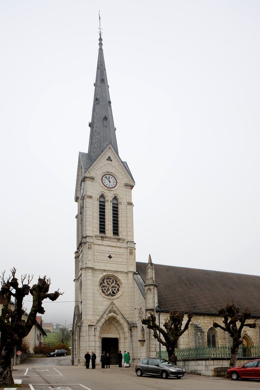 File:Orchamps-Vennes Kirche 01 08.jpg