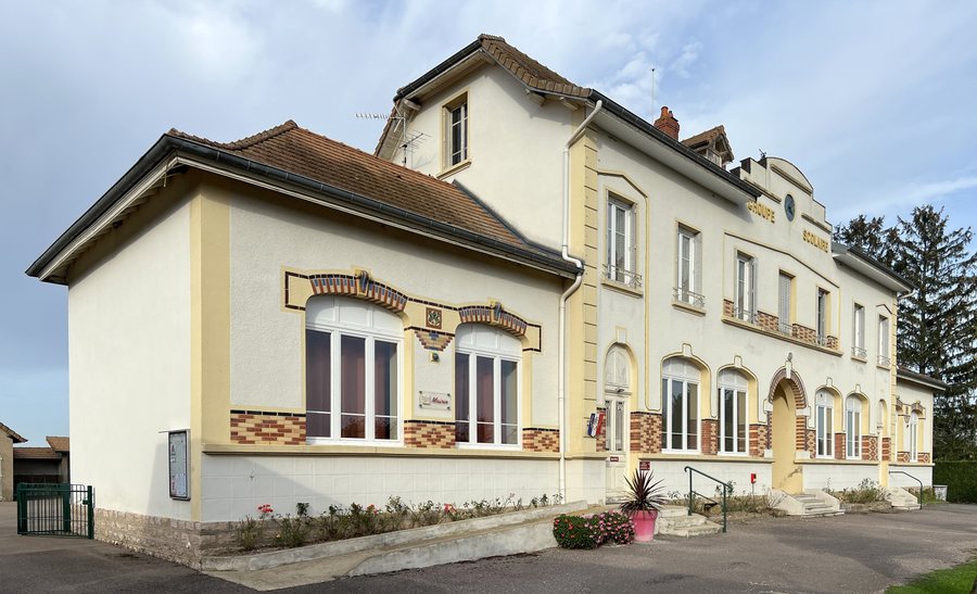File:Mairie École - Huilly-sur-Seille (FR71) - 2022-10-27 - 6.jpg