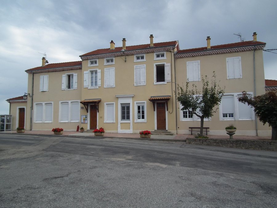File:Mairie Champis 2011-09-16-006.jpg