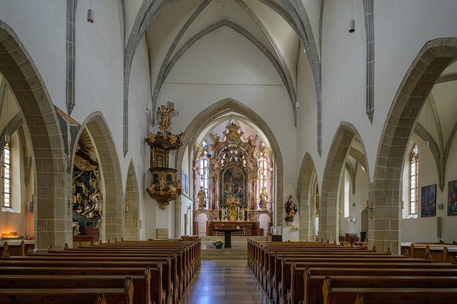 Navata centrale della chiesa parrocchiale di Gallneukirchen