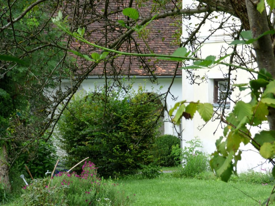 Antica canonica con edifici agricoli a Neumarkt an der Raab