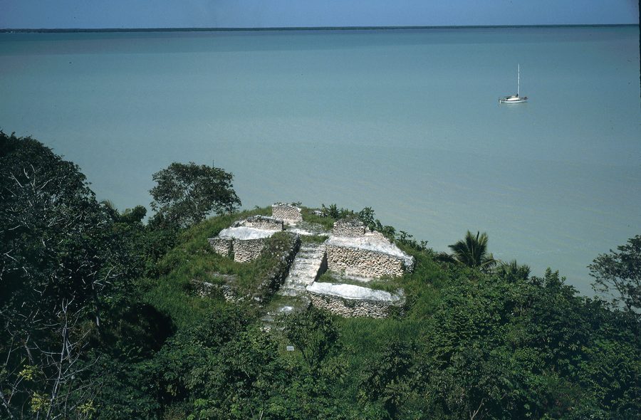 Maya-Ruinen von Cerros im Corozal District von Belize