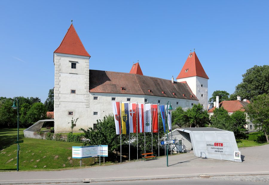 Schloss Orth in Orth an der Donau, das als Besucherzentrum des Nationalparks Donau-Auen dient