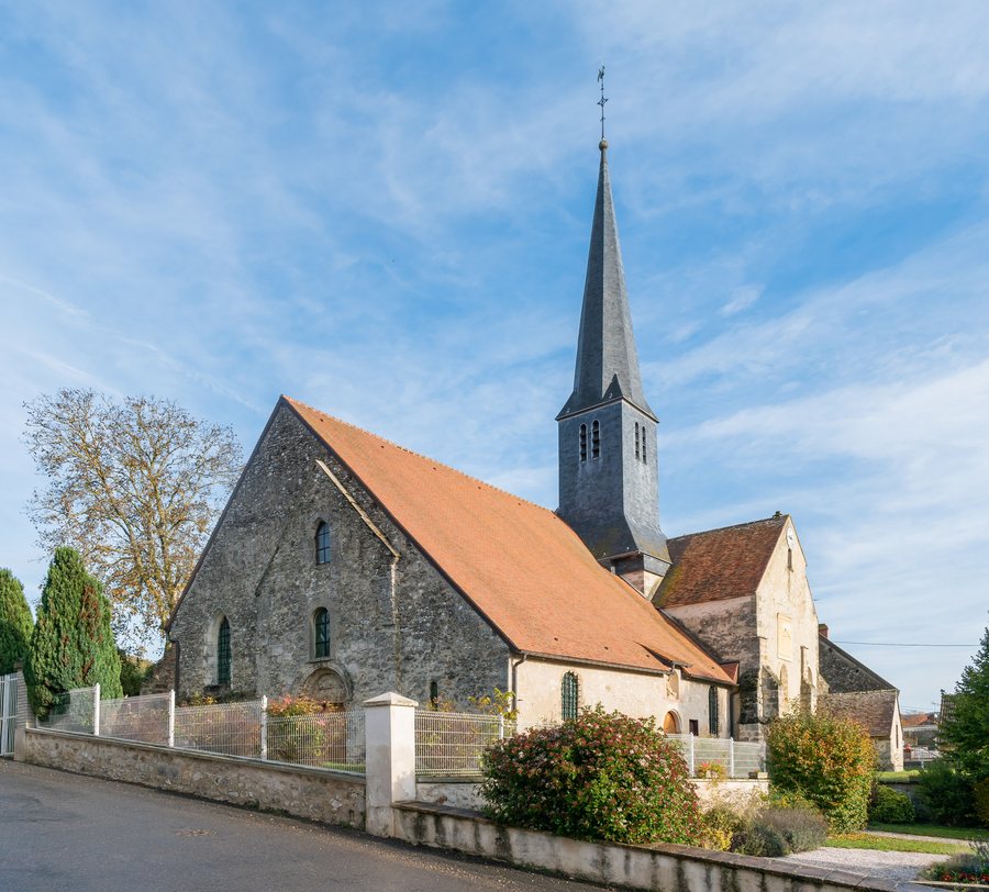 File:Saint Lawrence church in Festigny (4).jpg