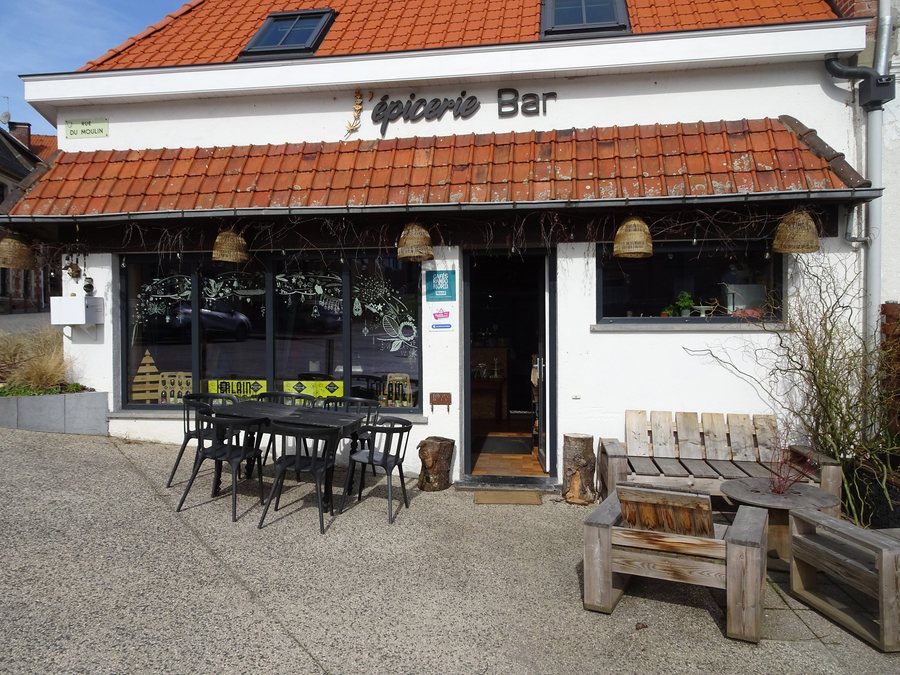 File:Sebourg.- L'épicerie bar (1).jpg