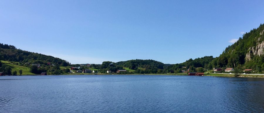 Skogsfjorden bei Mandal in Südnorwegen