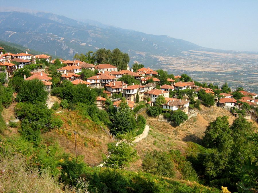 Villaggio tradizionale di Palios Panteleimonas nella prefettura di Pieria, Grecia