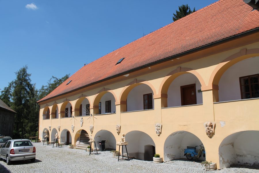 Schloss Zbraslavice im Bezirk Kutná Hora, Tschechien