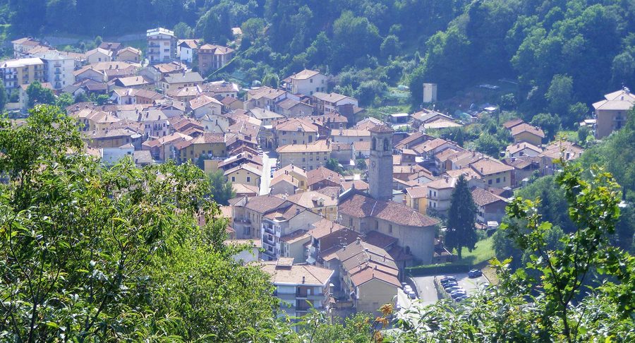 Panorama di Tollegno visto dal sentiero della Randolina