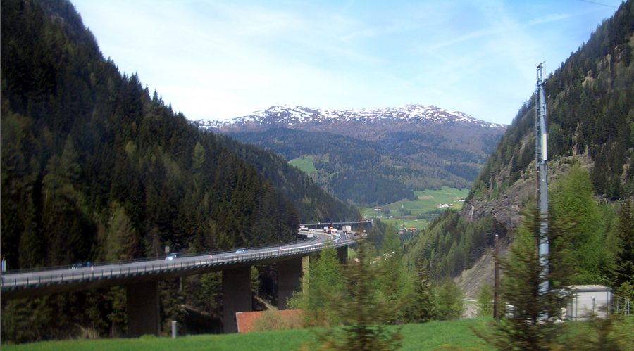 Brenner Autobahn crossing the Wipp Valley near the Brenner Pass