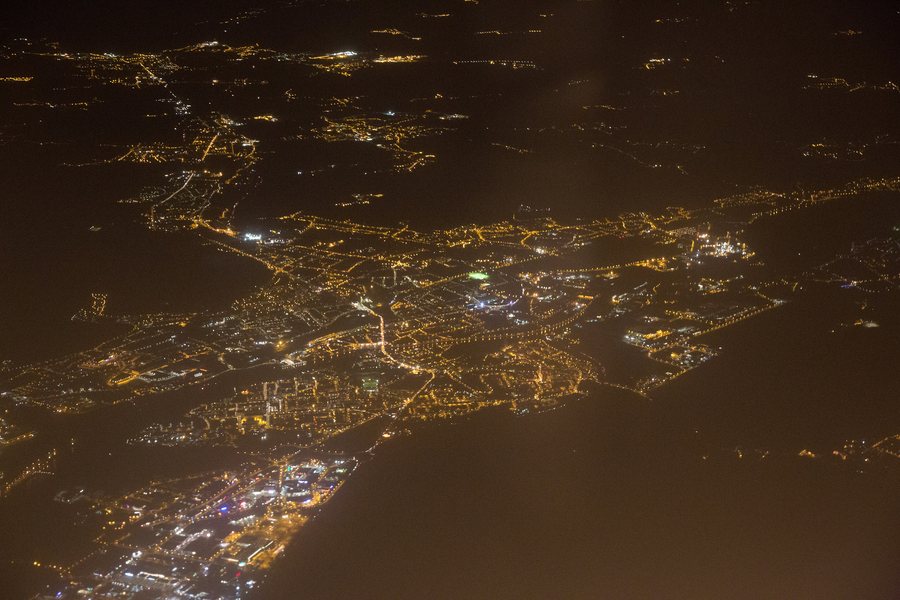 File:Creil - vue aérienne nocturne 20191028.jpg