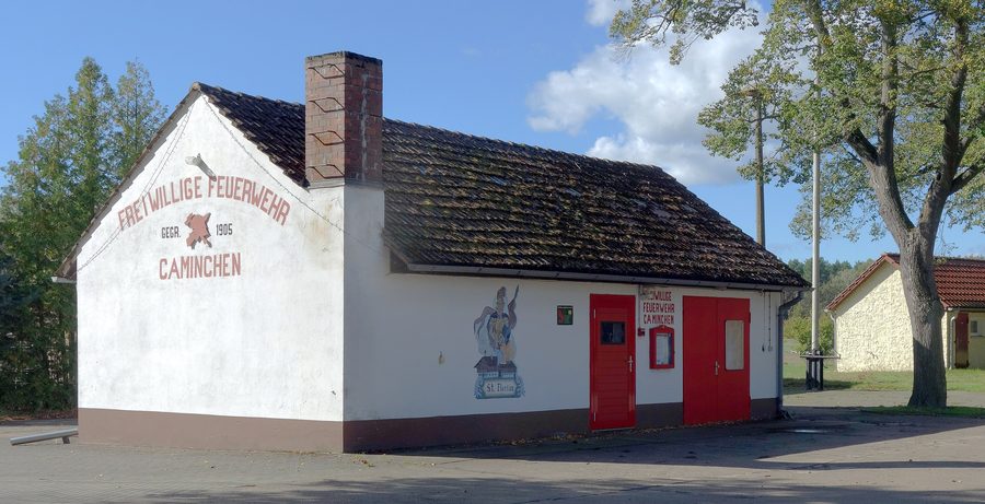 Gerätehaus in Caminchen, einem Ortsteil von Neu Zauche in Brandenburg