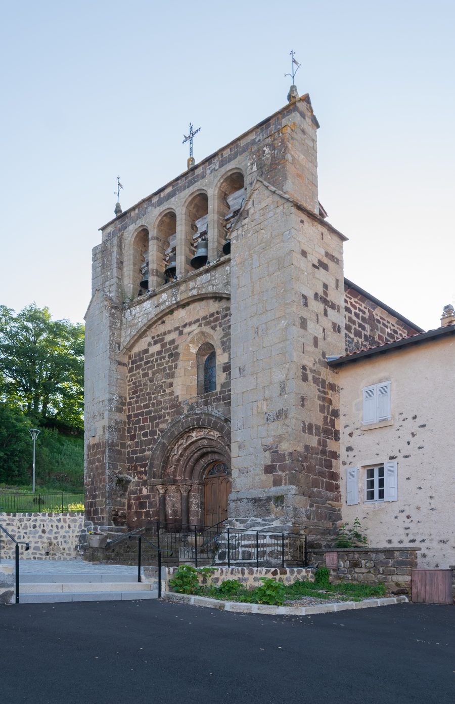 Chiesa di Saint Felix a Landos, Alta Loira, Francia