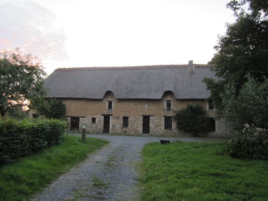 File:Marchésieux - Maison des Marais 02.JPG