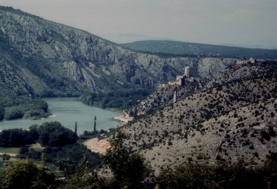 Fortezza in alto sopra la valle della Neretva presso Počitelj
