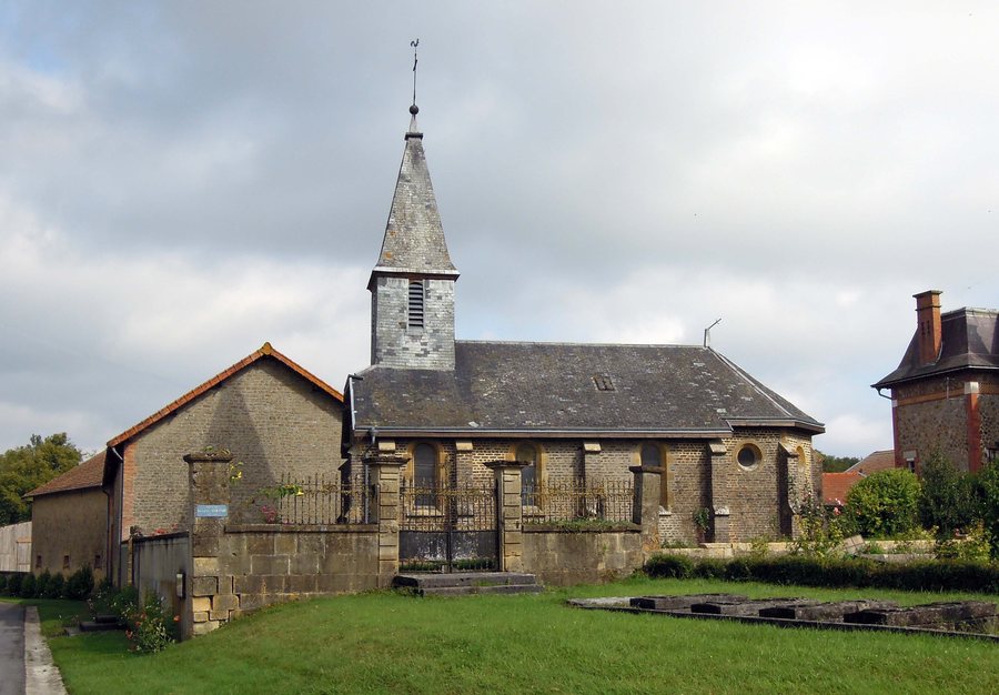 File:Brécy-Brières (Ardennes) église Saint-Martin de Brières.jpg
