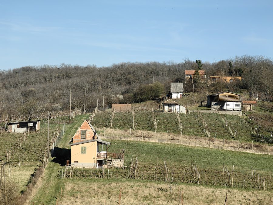 Blick über Nagymányok im ungarischen Komitat Tolna