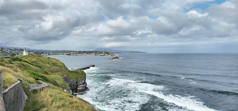 File:View from Promenade Feodor Chaliapine - Saint-Jean-de-Luz, France - July 16, 2024.jpg