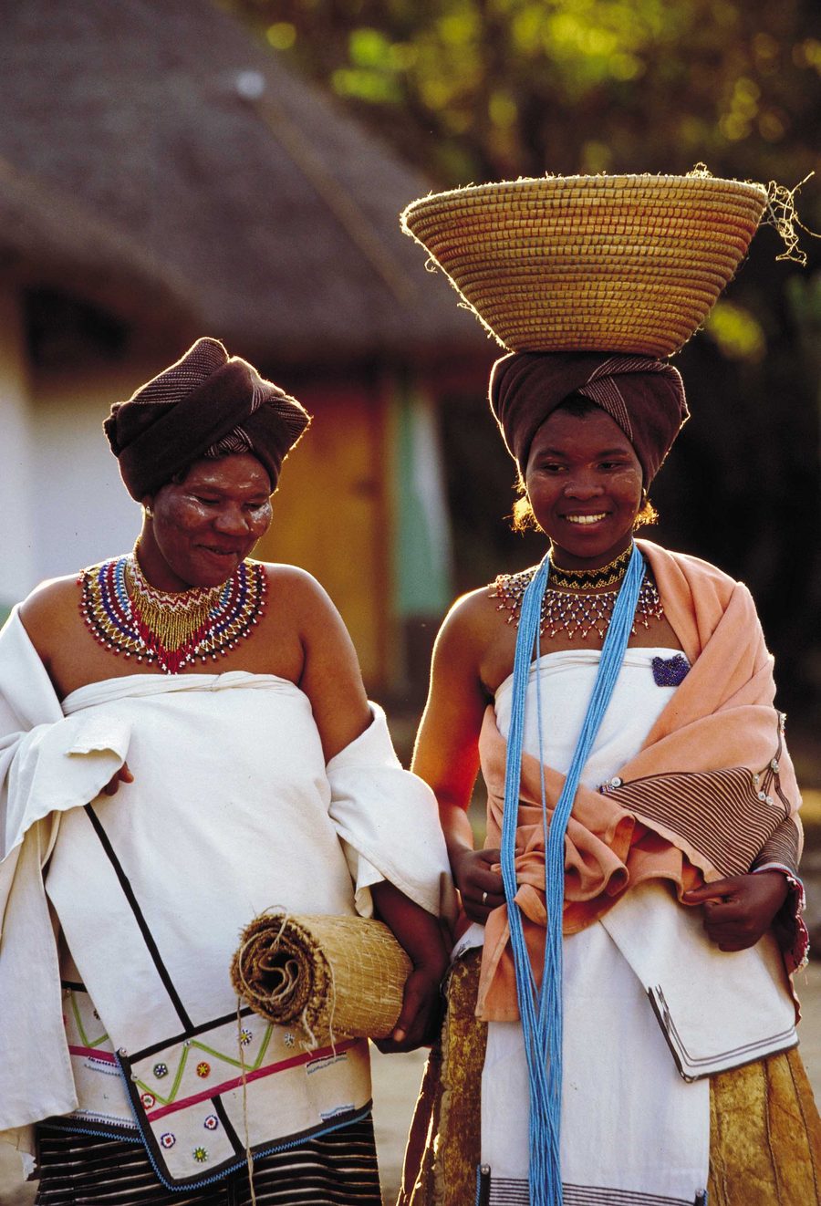 Scena culturale dal Lesedi Cultural Village nel Gauteng