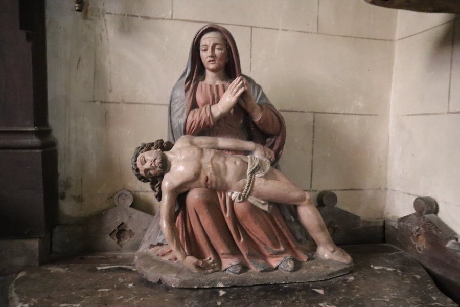 File:Recey-sur-Ource (21) Église Saint-Rémy - Intérieur - Statue - 02.jpg