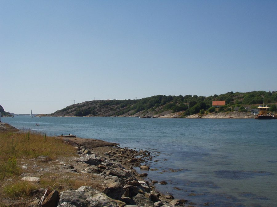 I fiordi di Malö visti dal punto di approdo del traghetto su Orust
