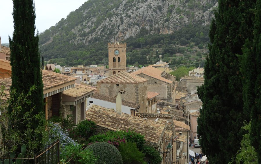 File:Pollenca, desde El Calvario, 01.jpg
