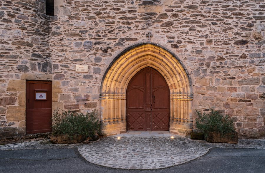 File:St Martin church in Gagnac-sur-Cere (5).jpg