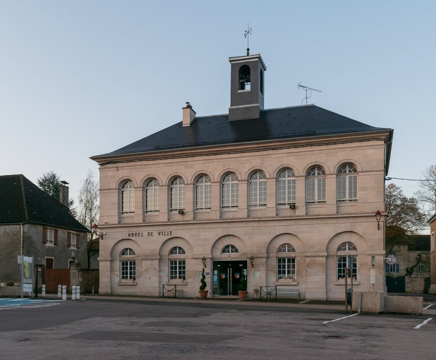 File:Town hall of Andelot-Blancheville (1).jpg