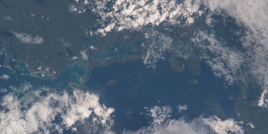 Vista sulla Roviana Lagoon e sull’arcipelago davanti a Munda, a New Georgia