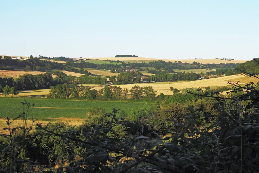 File:Bellenod-sur-Seine FR21 village IMF6615.jpg