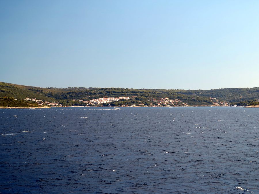 Blick auf die Bucht von Nečujam auf der Insel Šolta