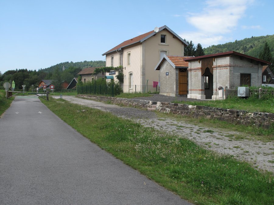 File:Voie verte Fresse-sur-Moselle.jpg